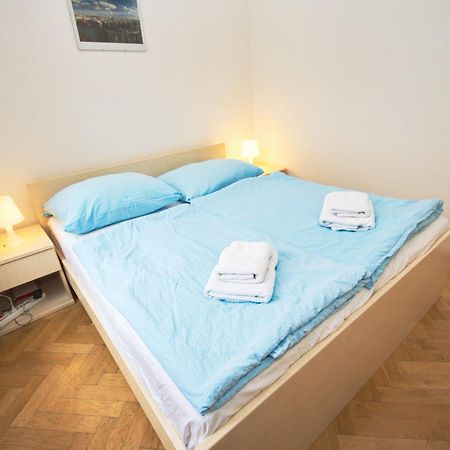 Residence Kostnicke Square Prag Dış mekan fotoğraf