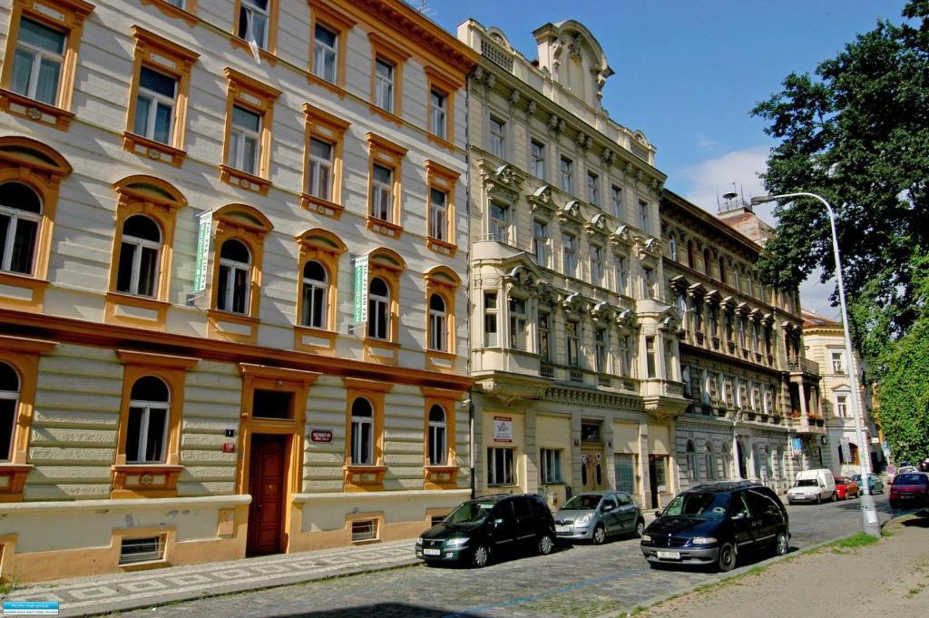 Residence Kostnicke Square Prag Dış mekan fotoğraf