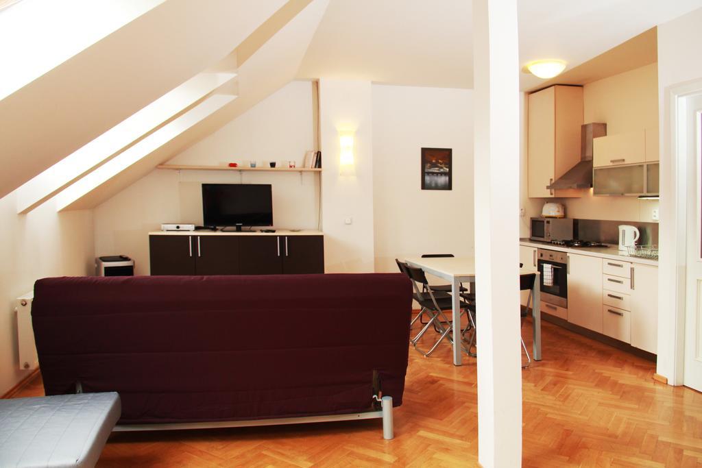 Residence Kostnicke Square Prag Dış mekan fotoğraf