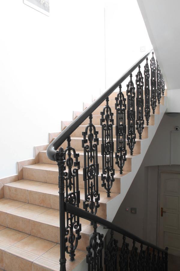 Residence Kostnicke Square Prag Dış mekan fotoğraf