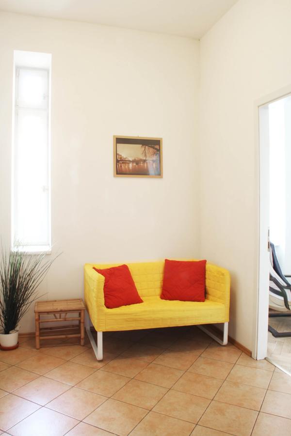 Residence Kostnicke Square Prag Dış mekan fotoğraf