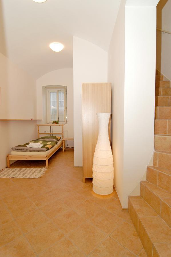 Residence Kostnicke Square Prag Dış mekan fotoğraf