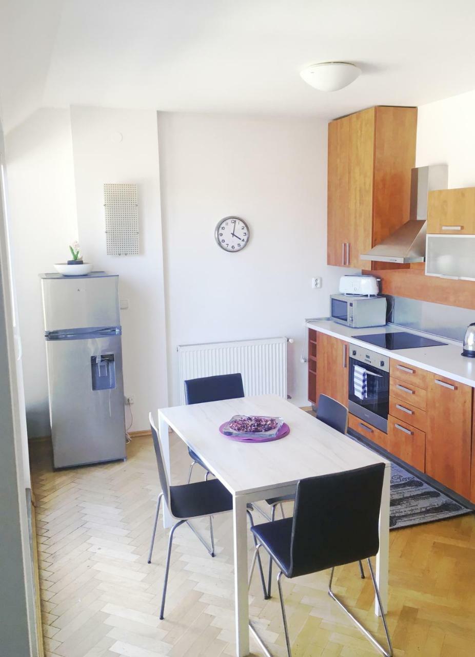 Residence Kostnicke Square Prag Dış mekan fotoğraf